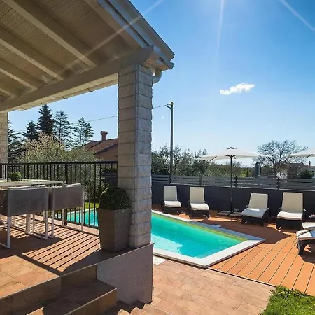 Holiday home Serena Krnica