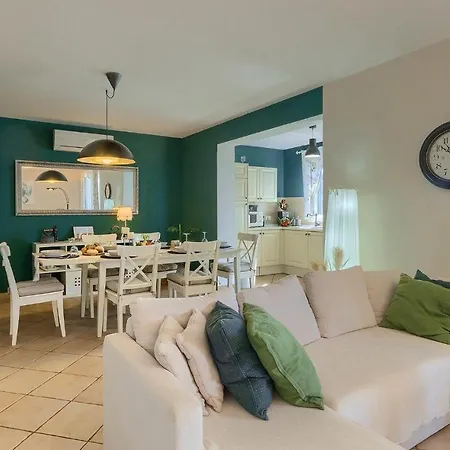 Holiday home Serena *