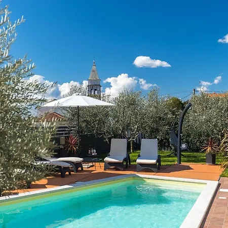 Holiday home Serena Krnica